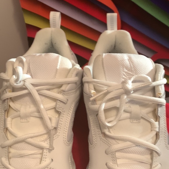 White Nike techno used very clean very hip good condition - Picture 3 of 7